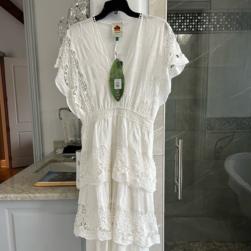 FARM RIO Off-White Richelieu Tiered Midi Lace Dress - Picture 7 of 16
